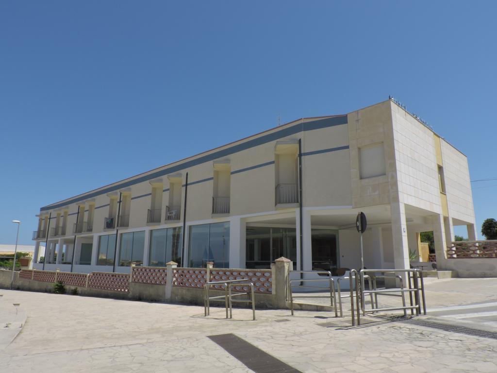Hotel Vittorio Portopalo Di Capo Passero Exterior foto